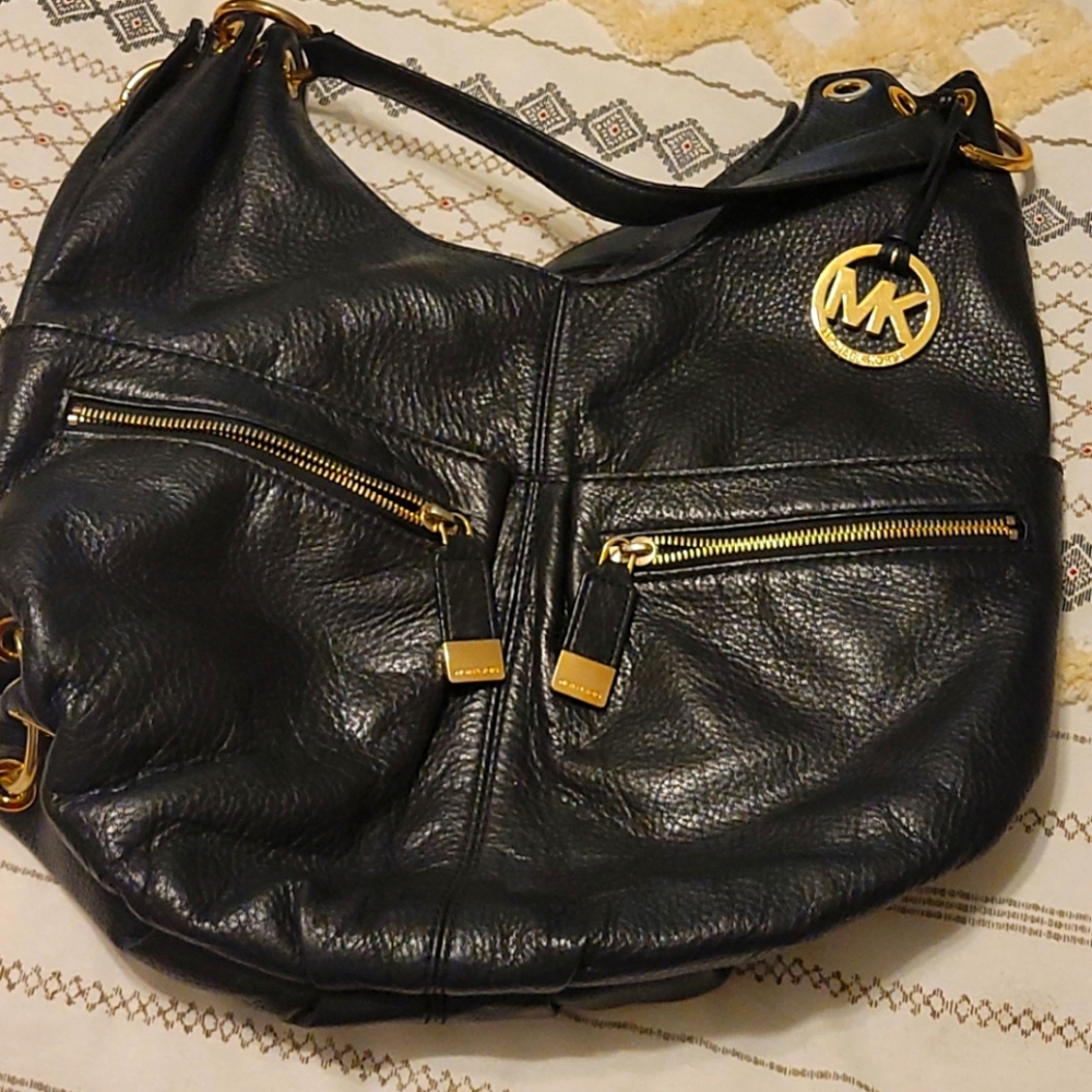 Black leather Michael Kors hobo